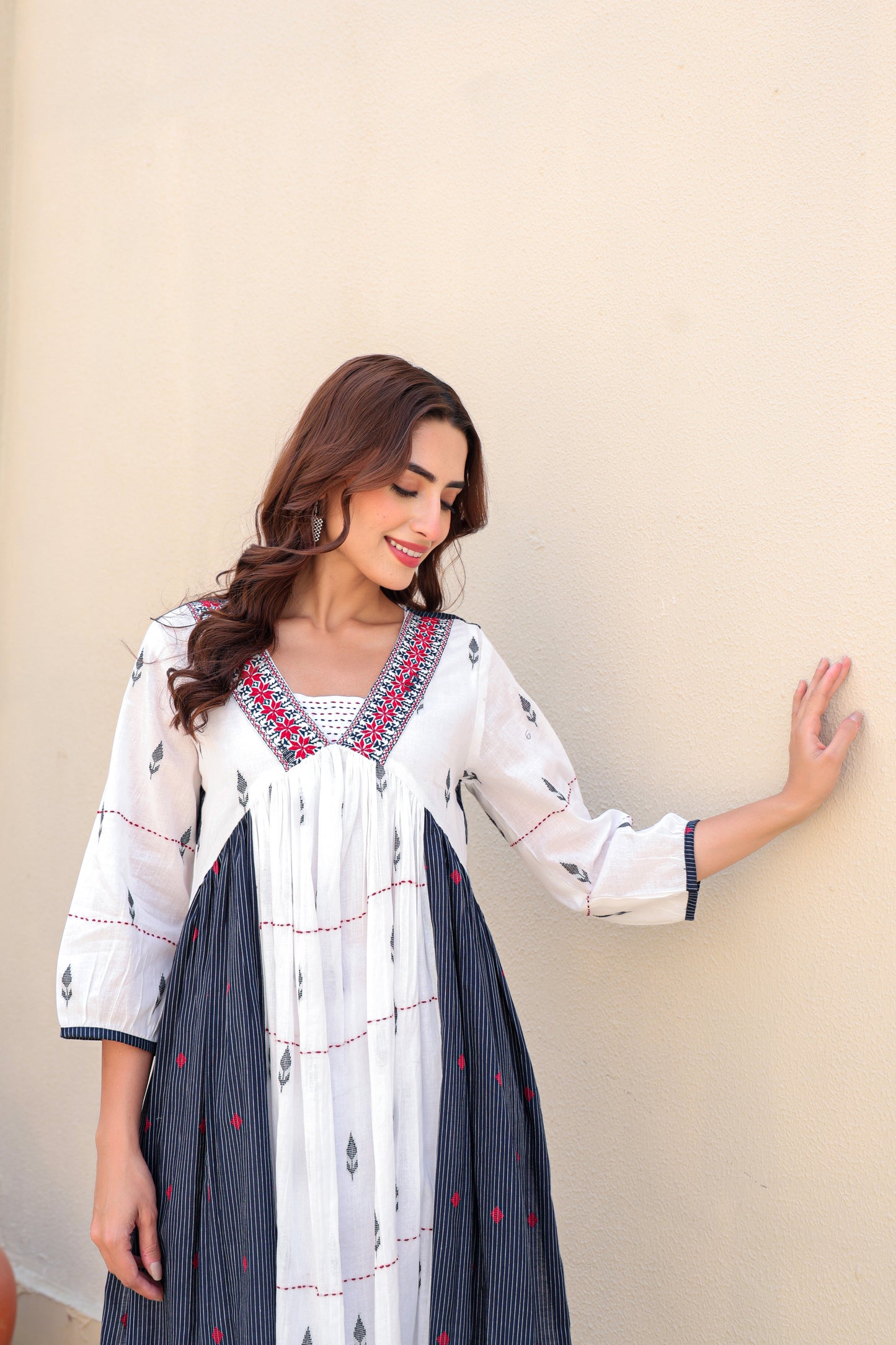 White And Indigo Aline Kurta And Pant