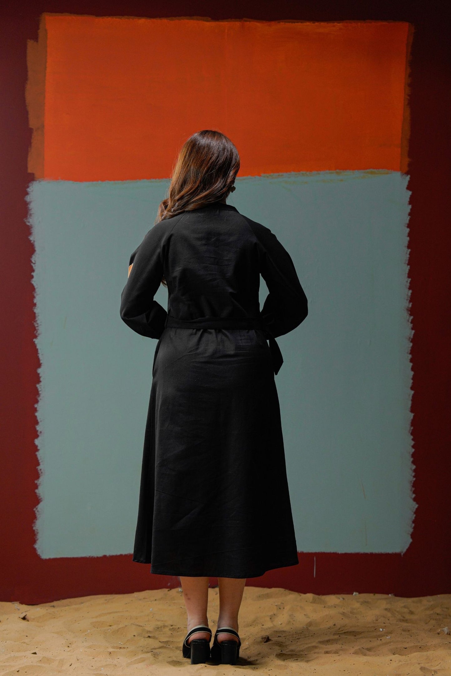 Shreenaya black cotton midi dress with belt