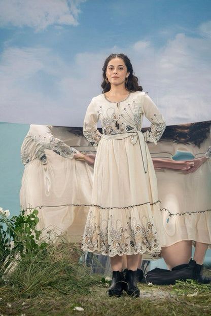 Casual Black and White Summer Dress