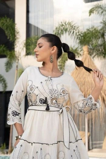 Shreenaya Fashion Black & White Short Dress