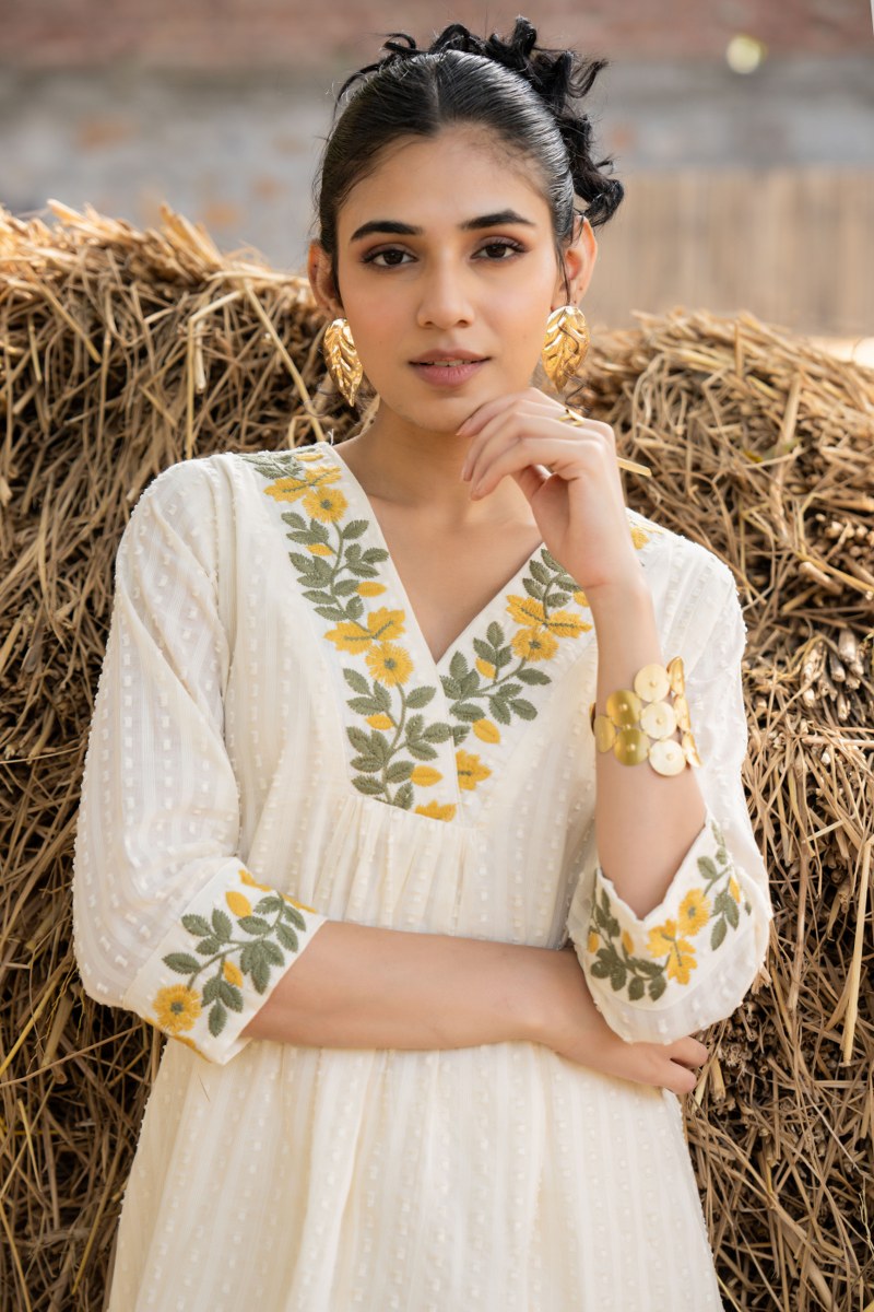 White Cotton Dobby Embroidery Kurta Pant Set