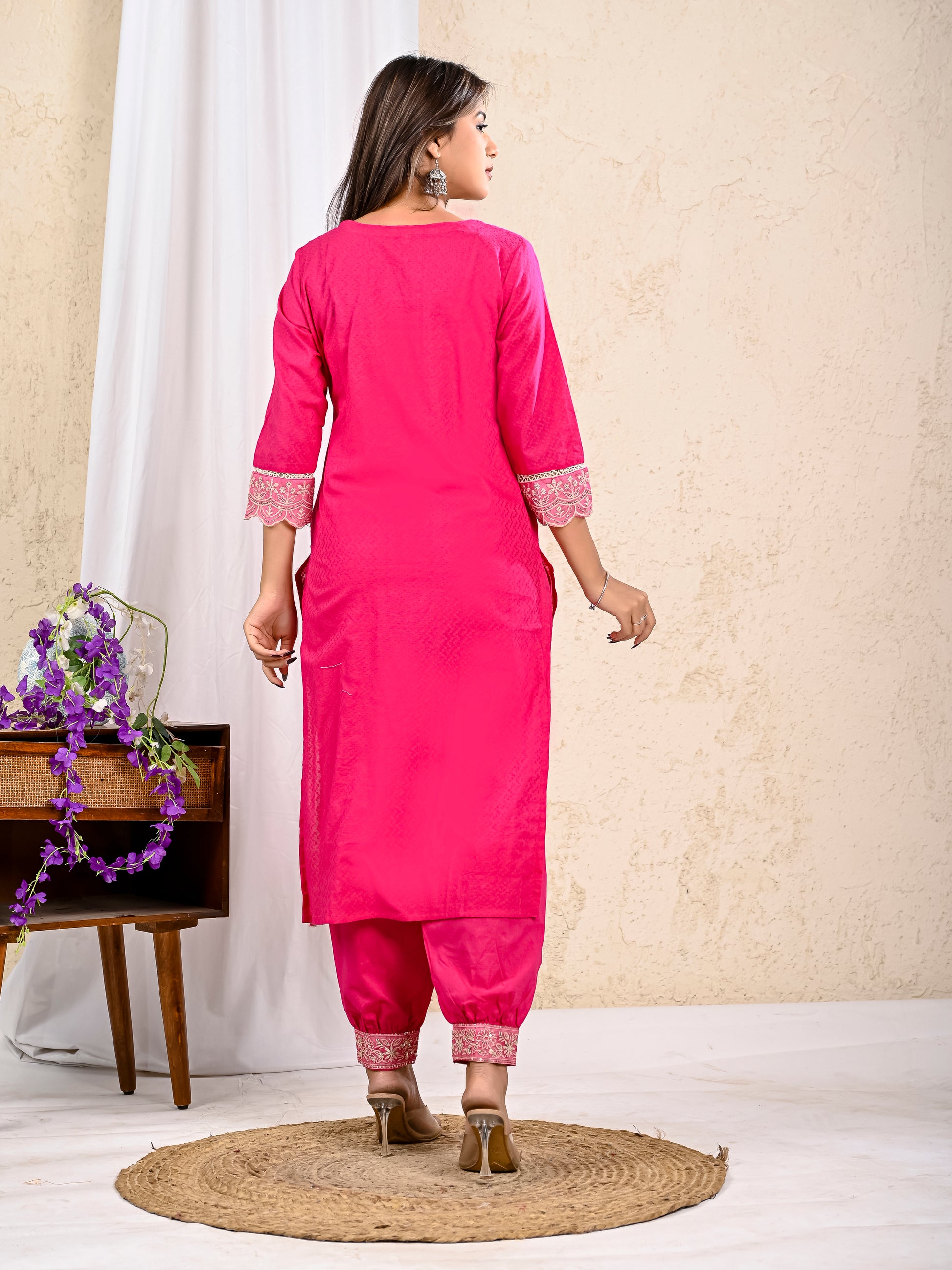 Comfortable deep pink cotton kurta set women