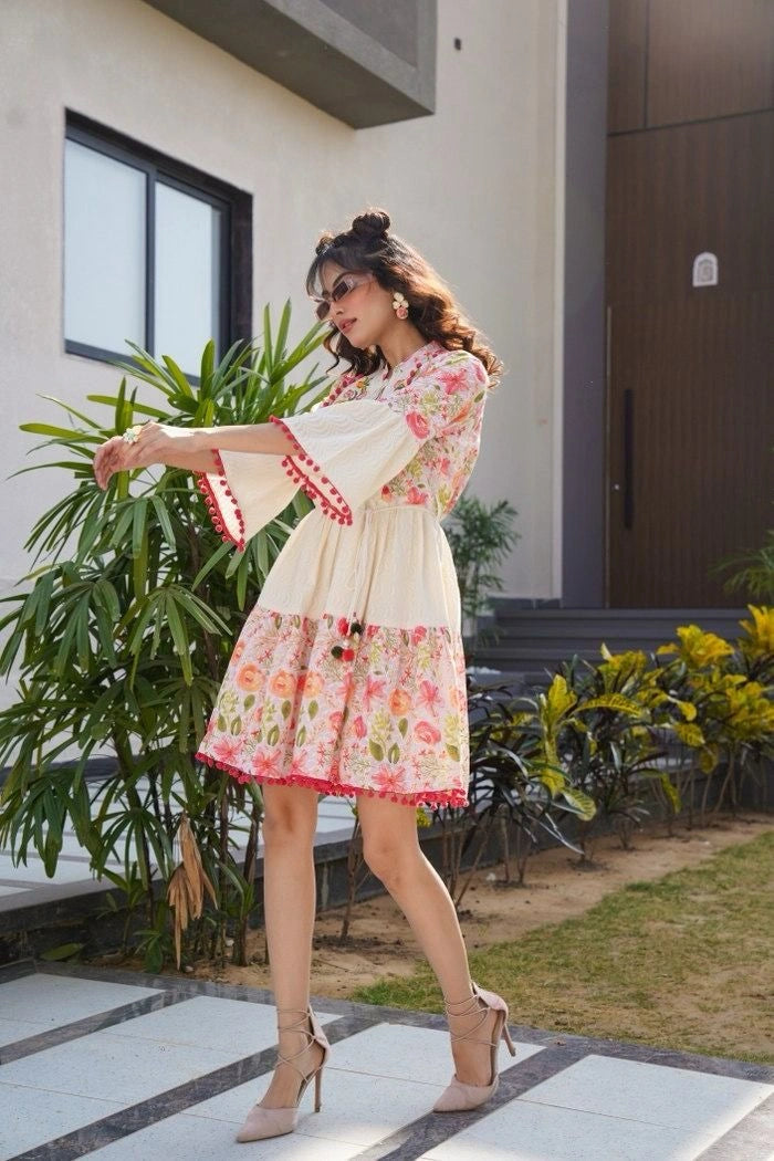 Lightweight Cotton Off-White Summer Outfit