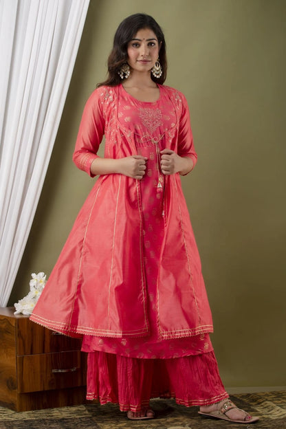 Shreenaya chanderi embroidery detail on pink kurta fabric
