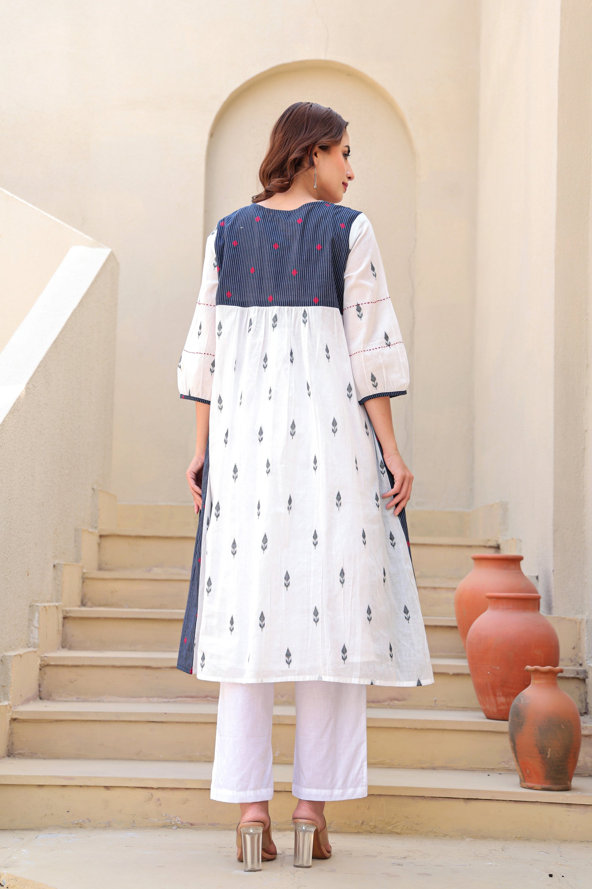 Women cotton ethnic co-ord set white indigo