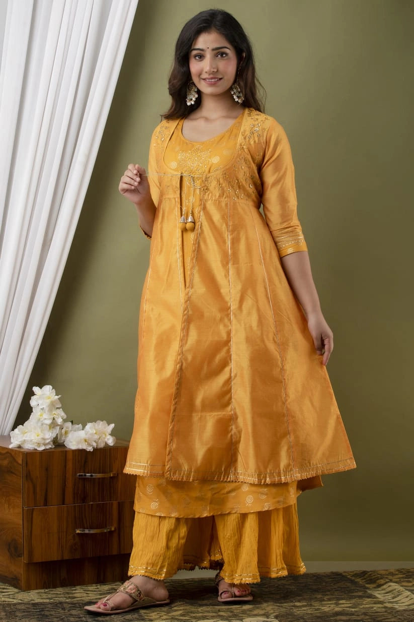 Shreenaya kurti Pent set