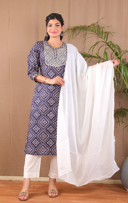 navy blue kurta set front embroidery detail