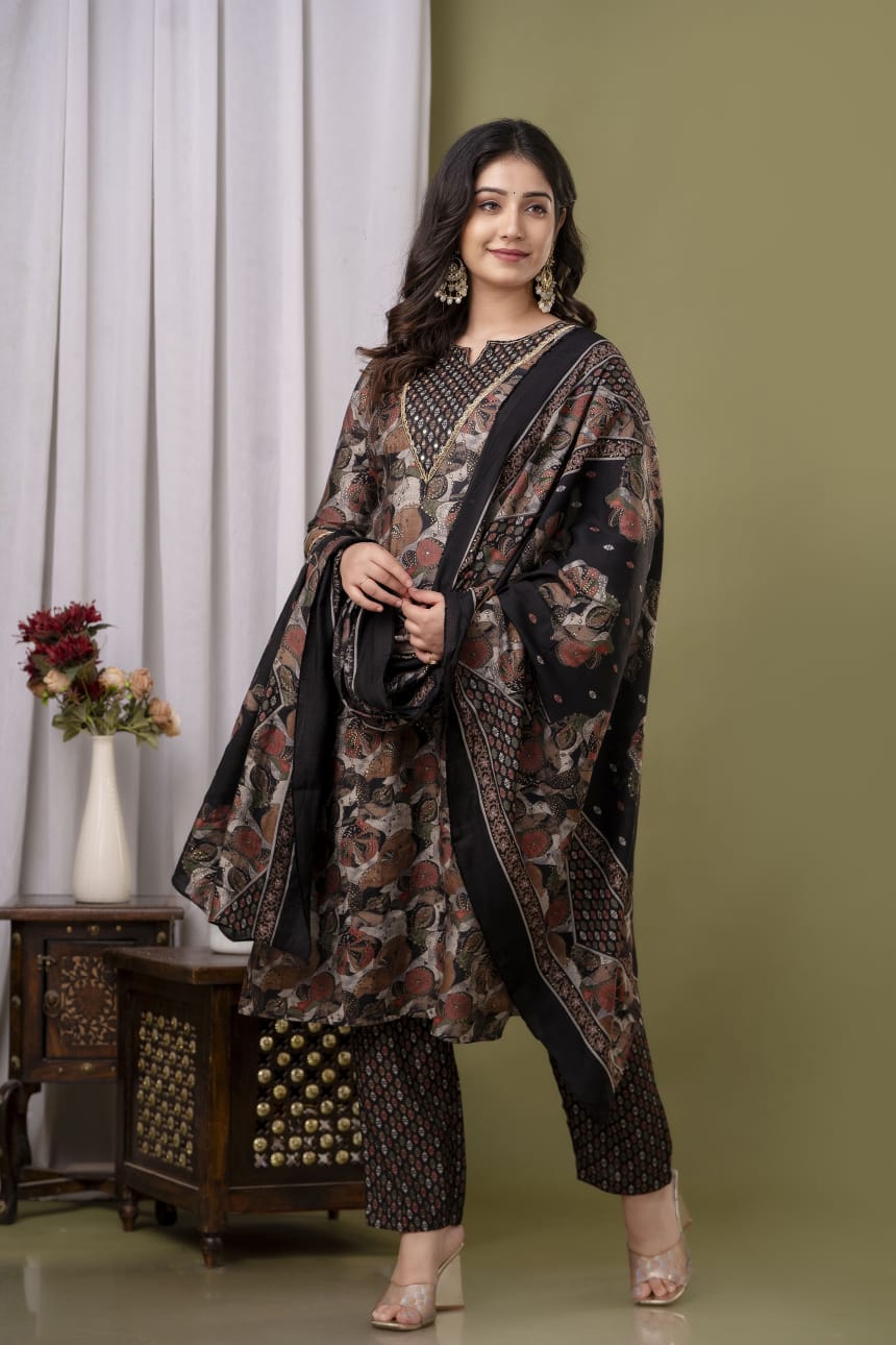 women black ethnic kurta set party wear