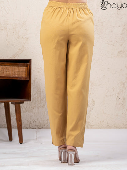 Stylish khaki linen pants summer outfit women