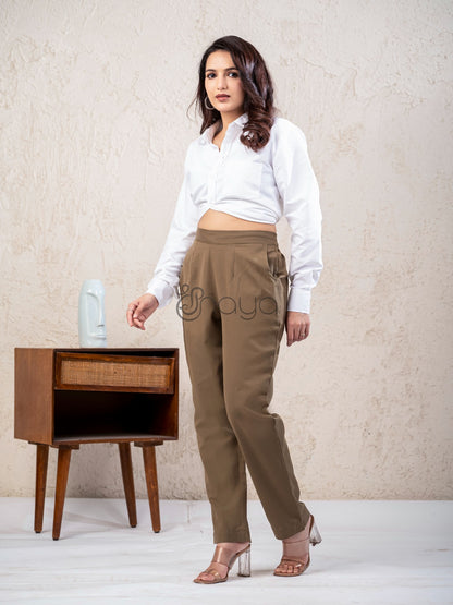 Stylish olive linen pants summer outfit women