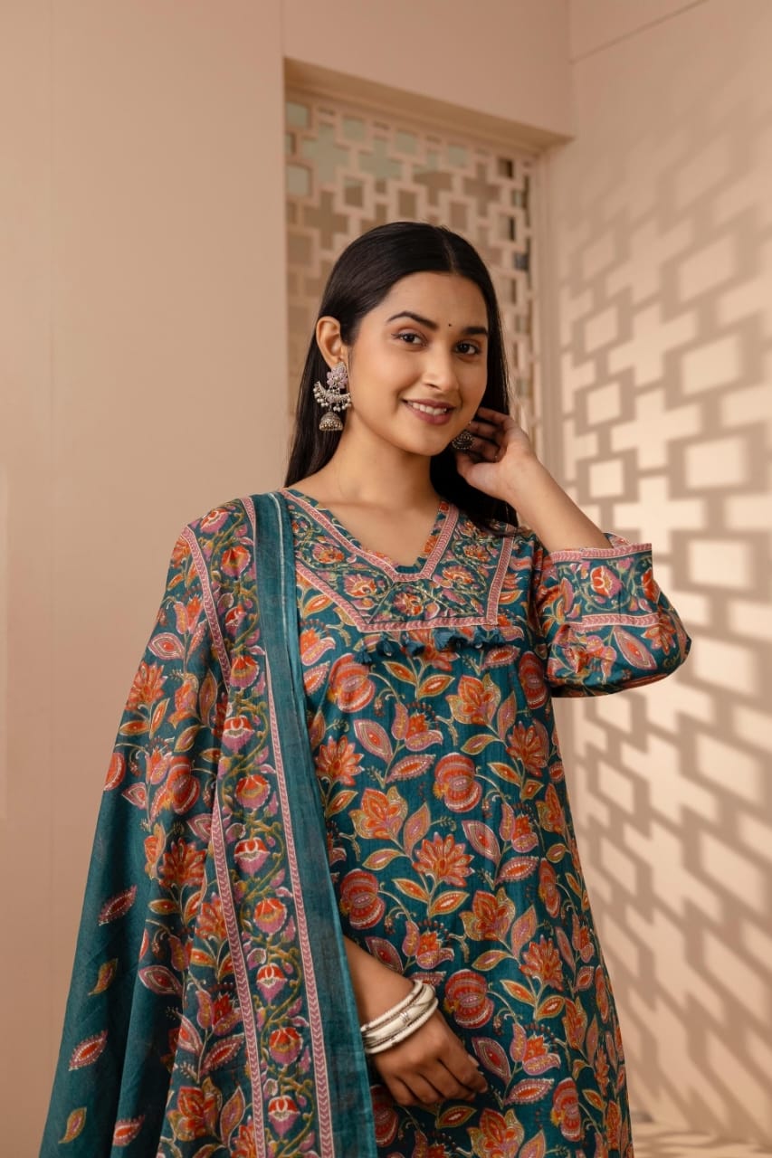 stylish rama green cotton kurta set ethnic wear
