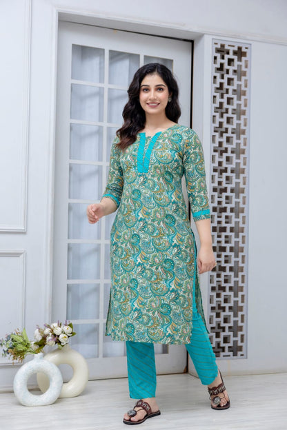 women sea green ethnic kurta set stylish look