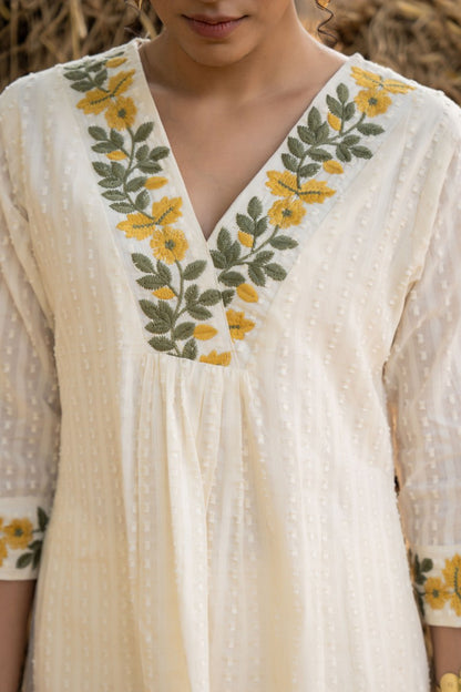 white-cotton-dobby-embroidery-kurta-pant-set