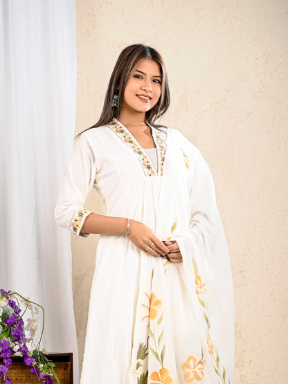 Comfortable white cotton kurta set stylish outfit